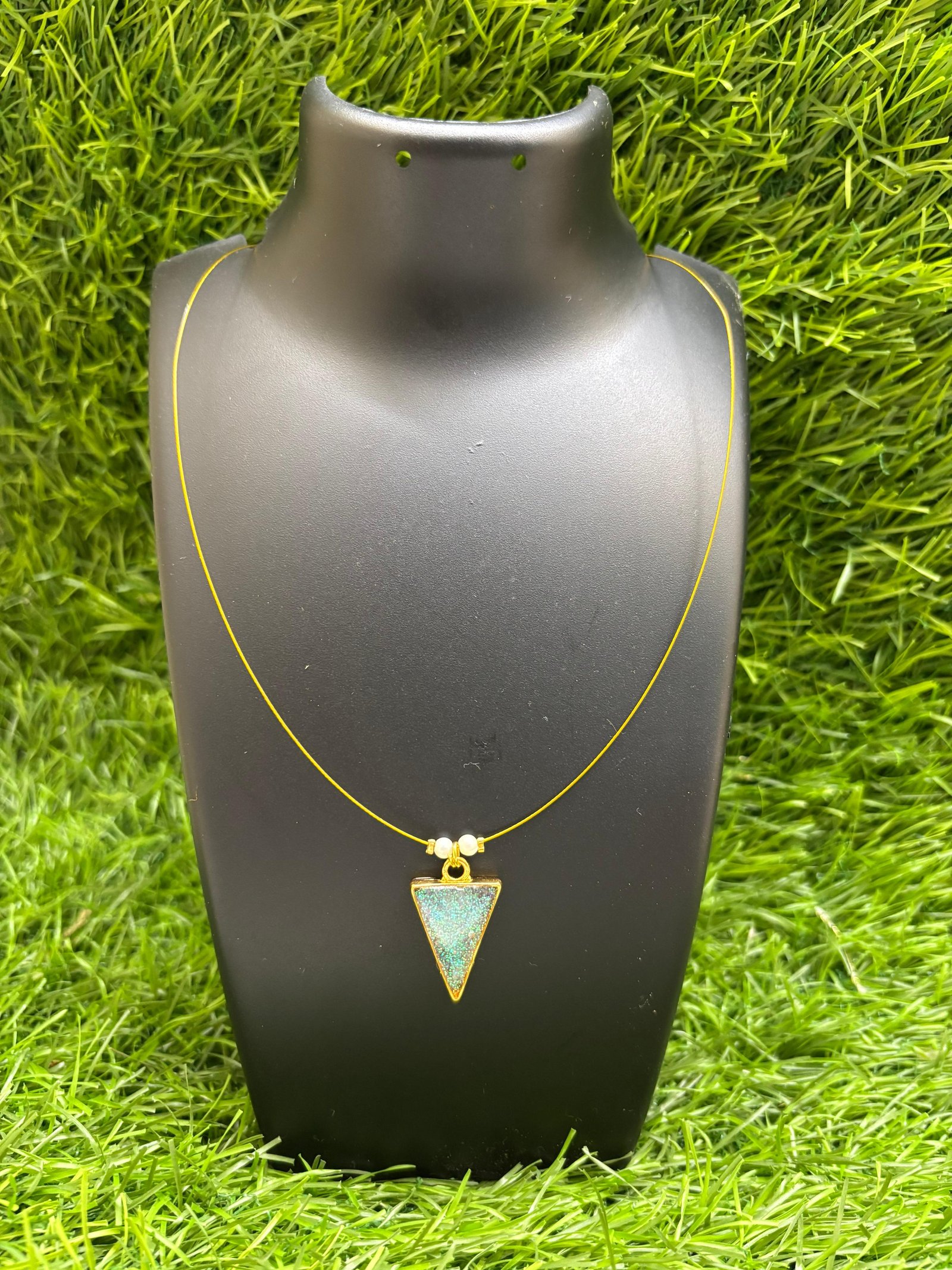 Floral Resin Pendants with Invisible Chain Neckpiece